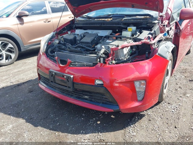 44983096 :رقم المزاد ، JTDKN3DU7E1771114 vin ، 2014 Toyota Prius Two مزاد بيع