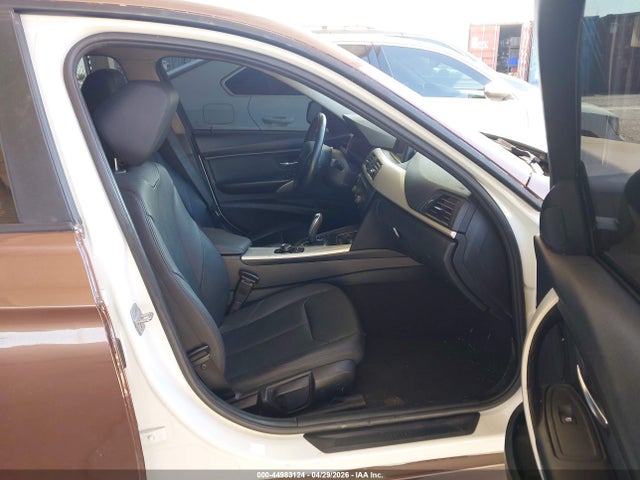 BMW 320i 2014 WBA3B1G54ENS80592 Image 5