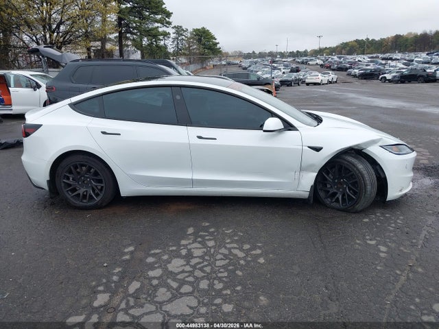 2025 Tesla Model 3 მანქანა იყიდება აუქციონზე, vin: 5YJ3E1EAXSF014580, აუქციონის ნომერი: 44983138