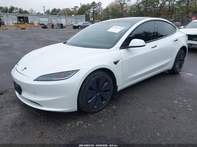 2025 Tesla Model 3 მანქანა იყიდება აუქციონზე, vin: 5YJ3E1EAXSF014580, აუქციონის ნომერი: 44983138