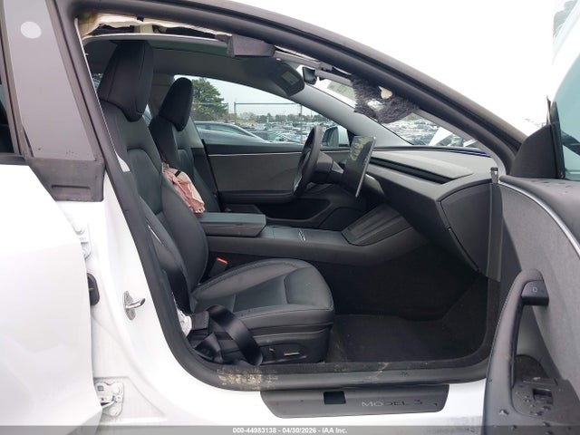 2025 Tesla Model 3 მანქანა იყიდება აუქციონზე, vin: 5YJ3E1EAXSF014580, აუქციონის ნომერი: 44983138