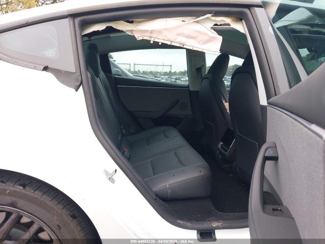 2025 Tesla Model 3 მანქანა იყიდება აუქციონზე, vin: 5YJ3E1EAXSF014580, აუქციონის ნომერი: 44983138