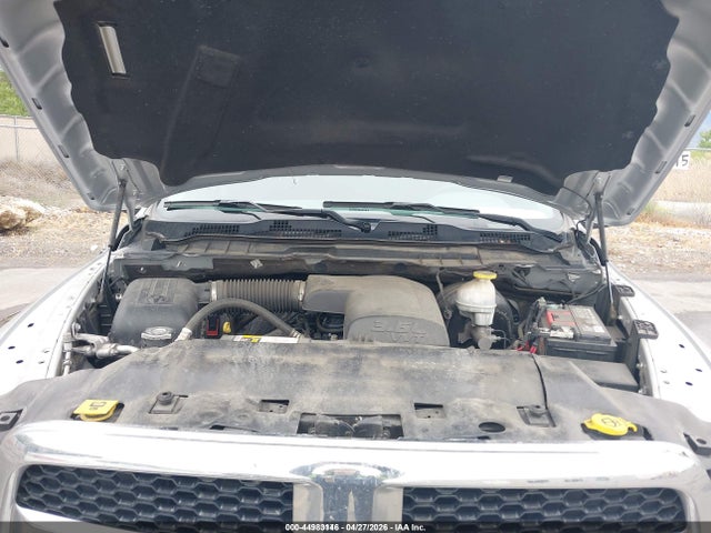 1C6RR7LG0KS521829 RAM 1500 Classic Slt 4x4 5&#039;7 Box