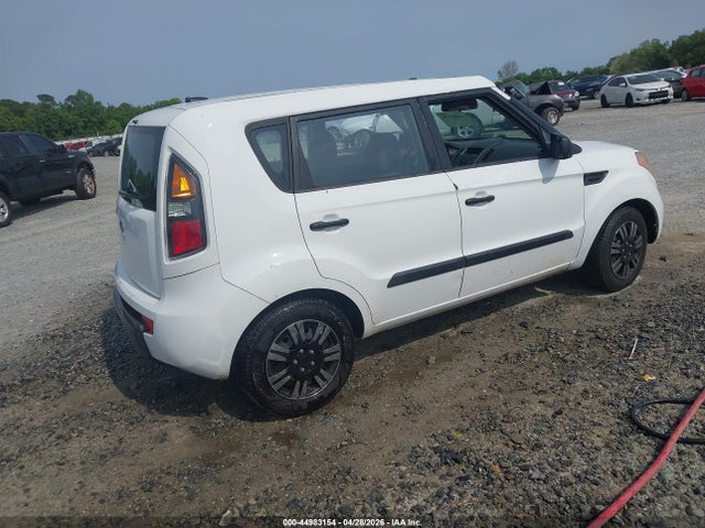 44983154 :رقم المزاد ، KNDJT2A10B7262416 vin ، 2011 Kia Soul مزاد بيع