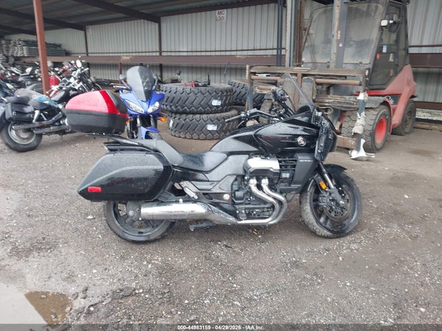 44983159 :رقم المزاد ، JH2SC7454EK000990 vin ، 2014 Honda Ctx1300 A مزاد بيع