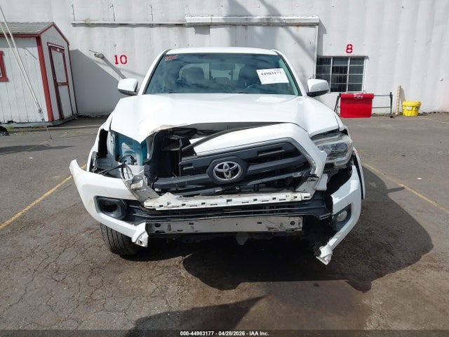 Продажа на аукционе авто 2017 Toyota Tacoma Sr5, vin: 3TMBZ5DN5HM007973, номер лота: 44983177