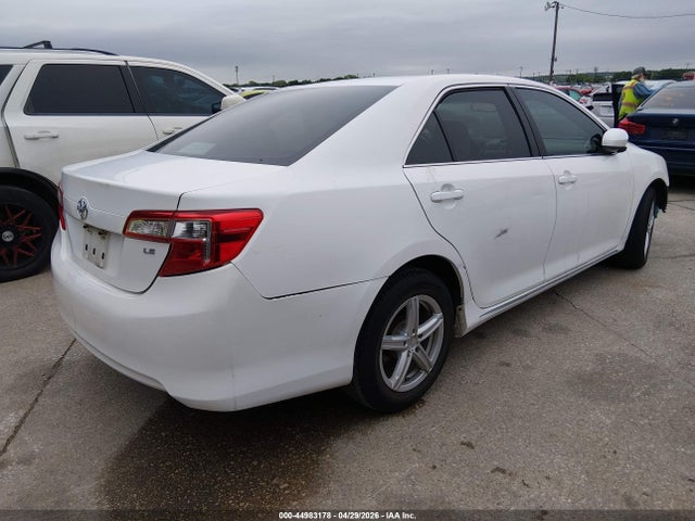44983178 :رقم المزاد ، 4T1BF1FK3CU510647 vin ، 2012 Toyota Camry Le مزاد بيع