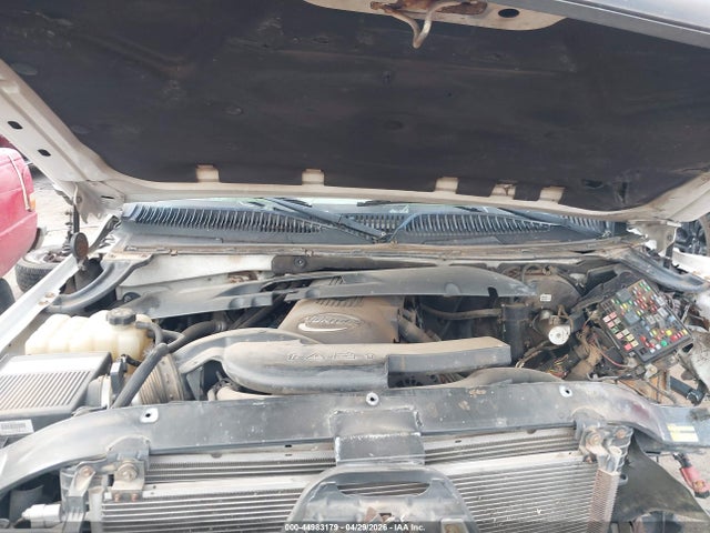 Aukcja sprzedaży 2003 Chevrolet Suburban 1500 Lt, vin: 3GNFK16Z13G215149, numer aukcji: 44983179