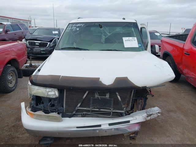 Aukcja sprzedaży 2003 Chevrolet Suburban 1500 Lt, vin: 3GNFK16Z13G215149, numer aukcji: 44983179