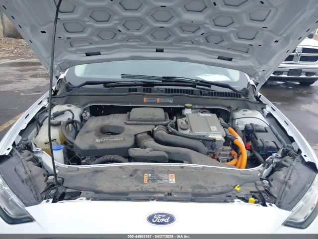 3FA6P0LUXLR224228 Ford Fusion Hybrid Se