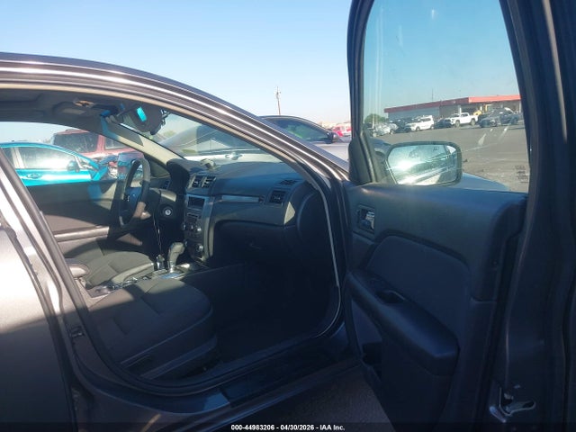 44983206 :رقم المزاد ، 3FAHP0HA2AR410575 vin ، 2010 Ford Fusion Se مزاد بيع