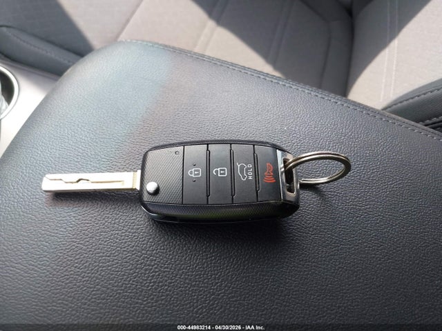 5XYPG4A37LG643244 KIA Sorento 2.4l Lx