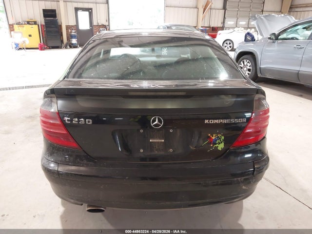 2002 Mercedes-benz C 230 მანქანა იყიდება აუქციონზე, vin: WDBRN47J22A391405, აუქციონის ნომერი: 44983224