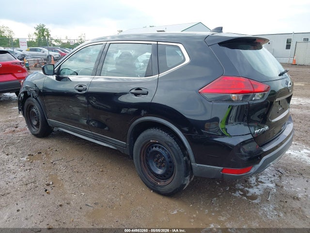 2017 Nissan Rogue S მანქანა იყიდება აუქციონზე, vin: KNMAT2MV3HP564838, აუქციონის ნომერი: 44983260
