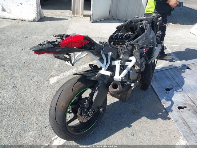 2021 Kawasaki Zx636 K მანქანა იყიდება აუქციონზე, vin: JKBZXJG1XMA014629, აუქციონის ნომერი: 44983270