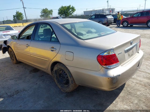 Aukcja sprzedaży 2005 Toyota Camry Le, vin: 4T1BE32KX5U979886, numer aukcji: 44983273