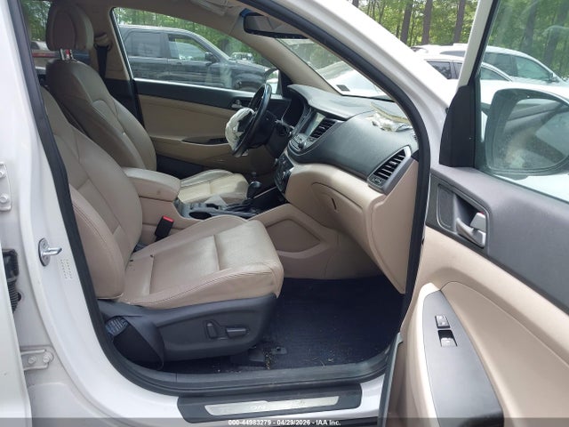 44983279 :رقم المزاد ، KM8J3CA25JU688435 vin ، 2018 Hyundai Tucson Limited مزاد بيع