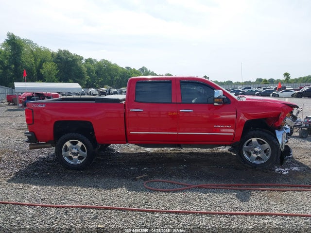 2015 Chevrolet Silverado 2500hd Ltz მანქანა იყიდება აუქციონზე, vin: 1GC1KWE84FF187488, აუქციონის ნომერი: 44983280