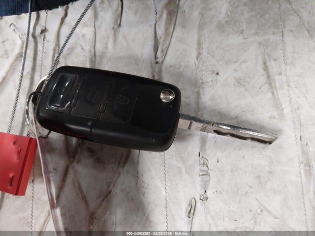 44983282 :رقم المزاد ، WVWAR71K87W020636 vin ، 2007 Volkswagen Rabbit 2-door مزاد بيع