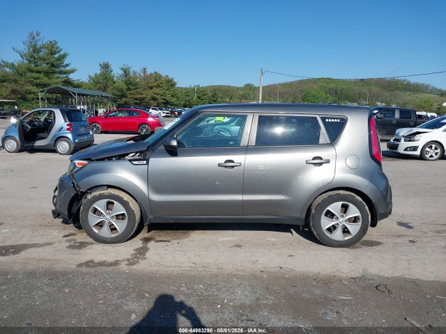 Продаж на аукціоні авто 2016 Kia Soul, vin: KNDJN2A23G7251758, номер лоту: 44983290