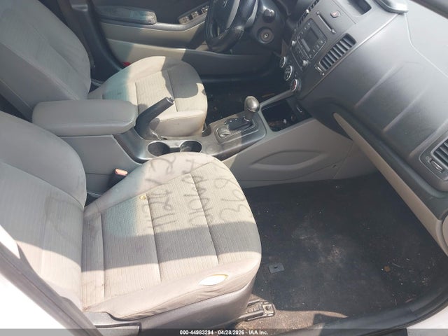 Продажа на аукционе авто 2015 Kia Forte Lx, vin: KNAFX4A63F5368732, номер лота: 44983294