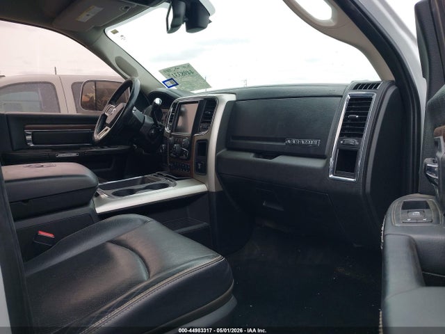 Продаж на аукціоні авто 2017 Ram 2500 Laramie  4x4 6'4 Box, vin: 3C6UR5FL6HG568886, номер лоту: 44983317