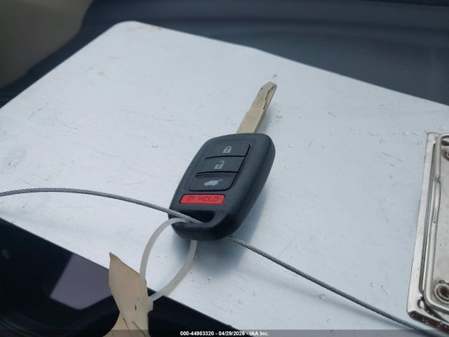 44983320 :رقم المزاد ، 2HKRW6H32KH207955 vin ، 2019 Honda Cr-v Lx مزاد بيع