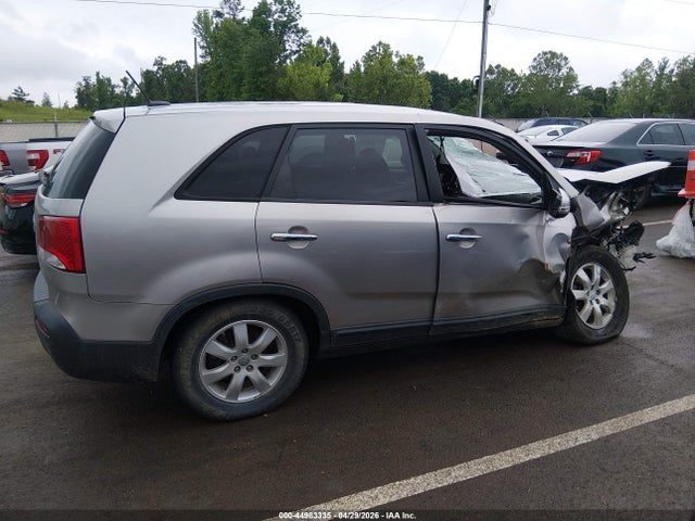 44983335 :رقم المزاد ، 5XYKT3A11DG405907 vin ، 2013 Kia Sorento Lx مزاد بيع