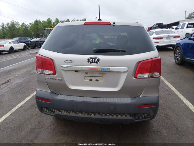 44983335 :رقم المزاد ، 5XYKT3A11DG405907 vin ، 2013 Kia Sorento Lx مزاد بيع