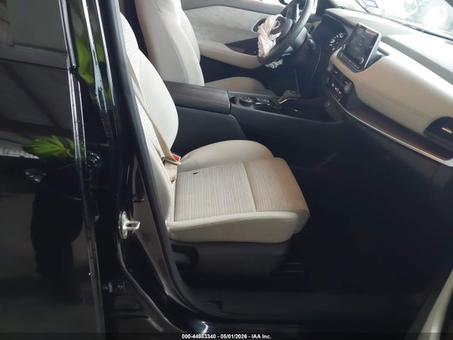 JN8BT3BB4PW498571 Nissan Rogue Sv Intelligent Awd