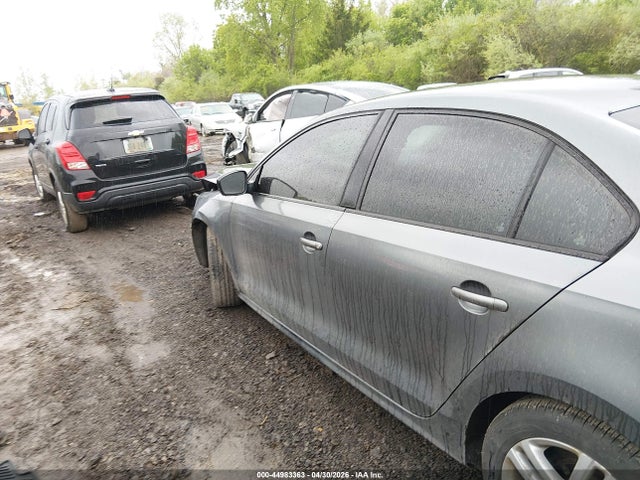 2015 Volkswagen Jetta 2.0l S მანქანა იყიდება აუქციონზე, vin: 3VW2K7AJ2FM209018, აუქციონის ნომერი: 44983363