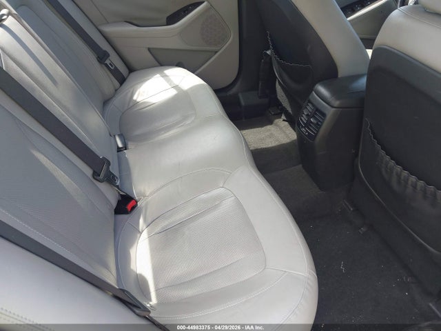 44983375 :رقم المزاد ، KNAGN4A76B5158767 vin ، 2011 Kia Optima Ex مزاد بيع
