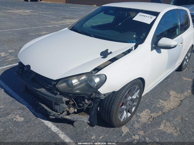 44983378 :رقم المزاد ، WVWFD7AJ4AW268921 vin ، 2010 Volkswagen Gti 2-door مزاد بيع