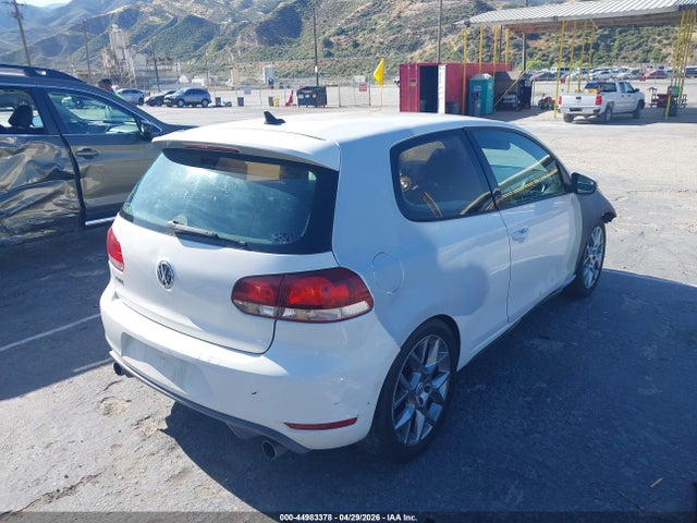 44983378 :رقم المزاد ، WVWFD7AJ4AW268921 vin ، 2010 Volkswagen Gti 2-door مزاد بيع