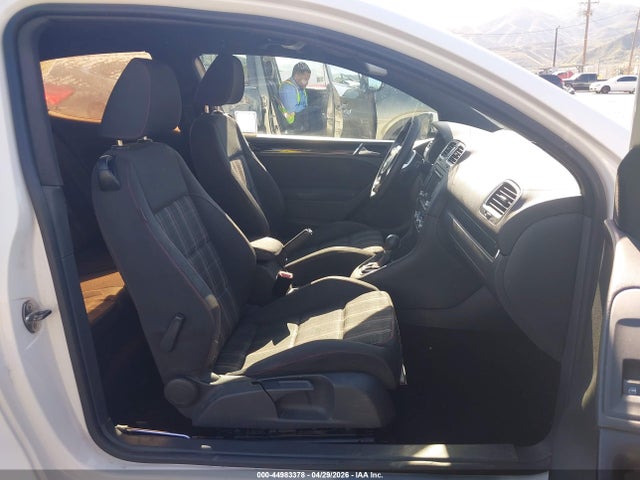 44983378 :رقم المزاد ، WVWFD7AJ4AW268921 vin ، 2010 Volkswagen Gti 2-door مزاد بيع