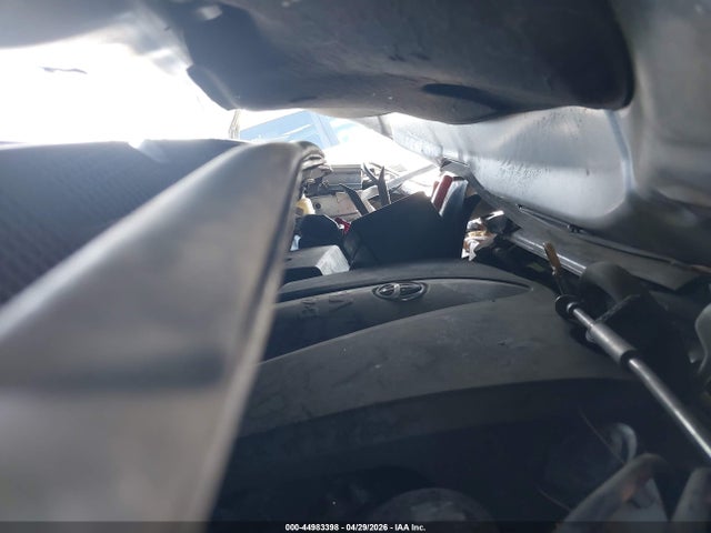 5TDXZ3DC2HS839926 Toyota Sienna Se 8 Passenger
