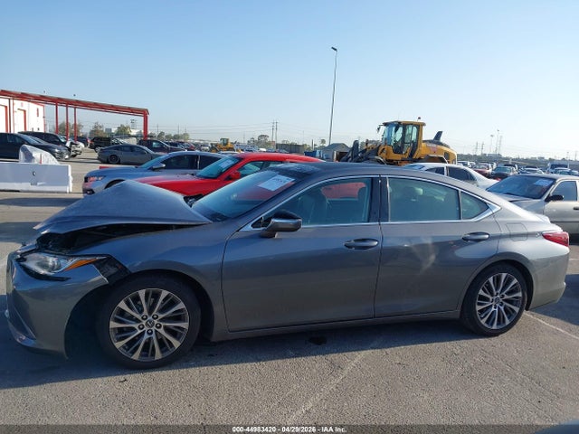 58ABZ1B16KU044501 Lexus ES 350