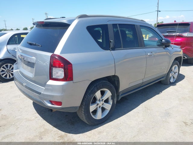 2016 Jeep Compass Sport მანქანა იყიდება აუქციონზე, vin: 1C4NJDBB2GD686277, აუქციონის ნომერი: 44983446