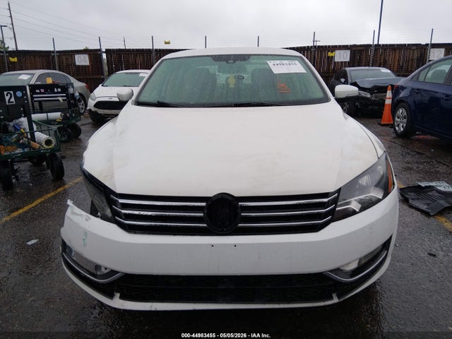 Aukcja sprzedaży 2014 Volkswagen Passat 1.8t Se, vin: 1VWBS7A35EC115488, numer aukcji: 44983455