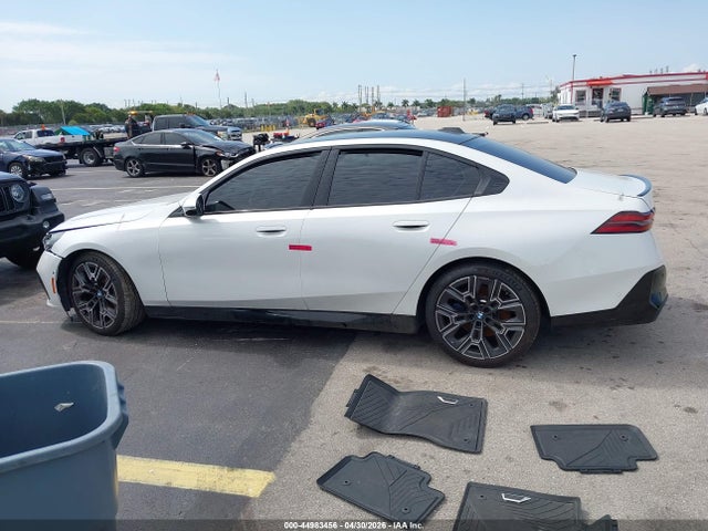 BMW 530I 2026 WBA43FJ00TCW66205 Image 14