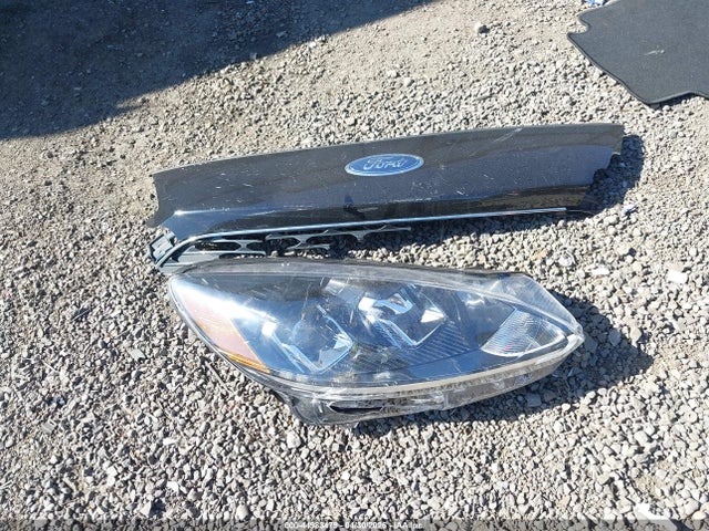 1FMCU9G62MUA11284 Ford ESCAPE SE