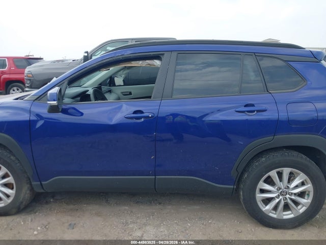 Toyota Corolla Cross Le 2023 7MUCAAAG2PV064131 Image 14