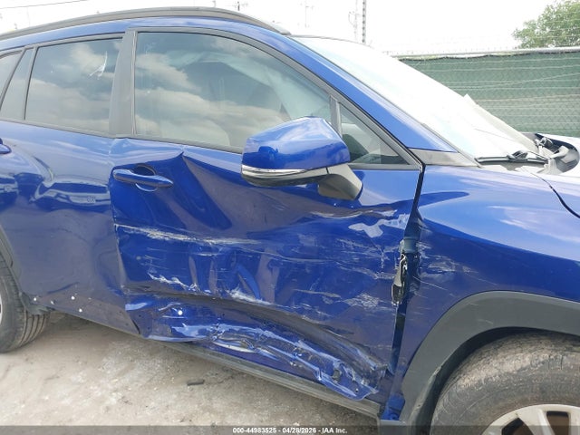 Toyota Corolla Cross Le 2023 7MUCAAAG2PV064131 Image 6