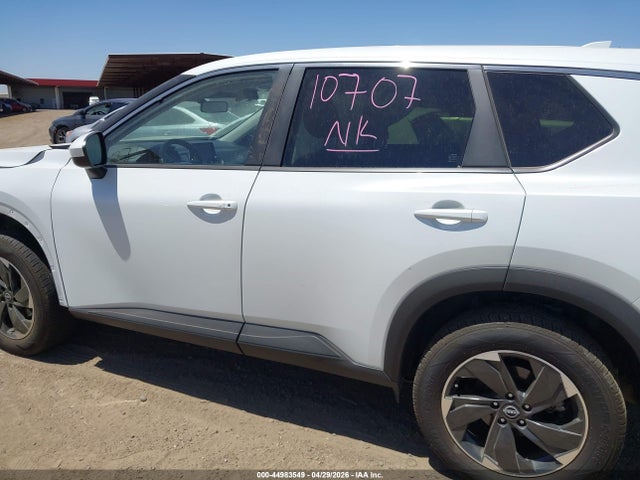 JN8BT3BBXSW157247 Nissan Rogue Sv Intelligent Awd