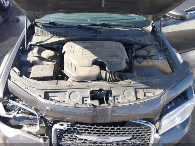 Chrysler 300 Limited 2015 2C3CCAAGXFH801940 Image 10