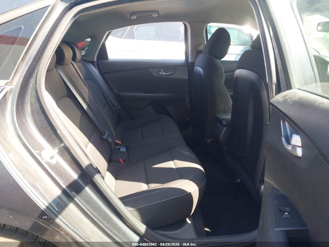 3KPF24AD5KE083447 KIA Forte Lxs