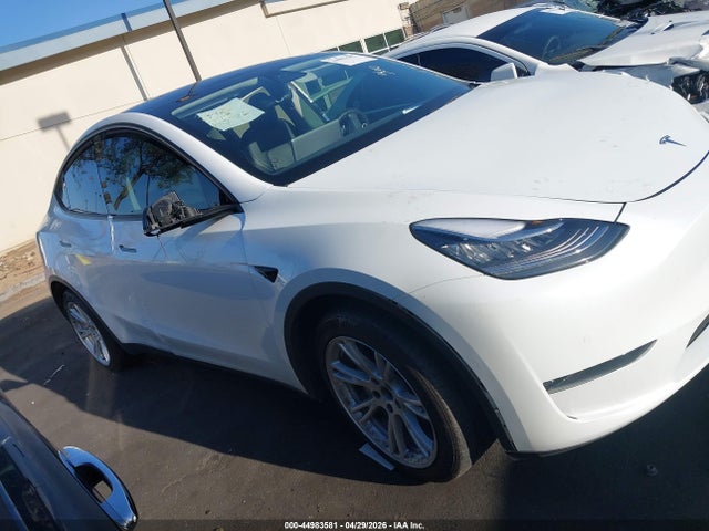 5YJYGDEE0MF083205 Tesla Model Y Long Range Dual Motor All-wheel Drive