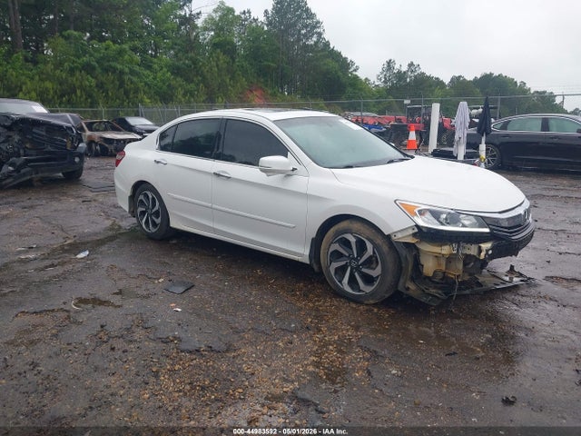 44983592 :رقم المزاد ، 1HGCR3F87HA006015 vin ، 2017 Honda Accord Ex-l V6 مزاد بيع
