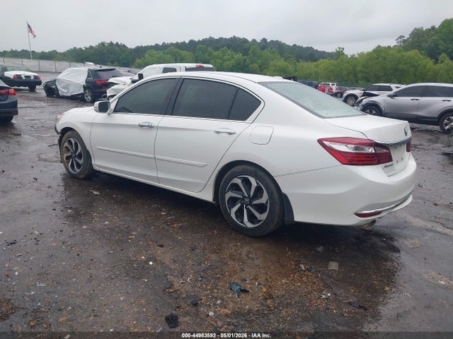 44983592 :رقم المزاد ، 1HGCR3F87HA006015 vin ، 2017 Honda Accord Ex-l V6 مزاد بيع