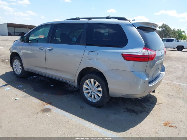 5TDDK3DC0GS135715 Toyota Sienna Limited 7 Passenger